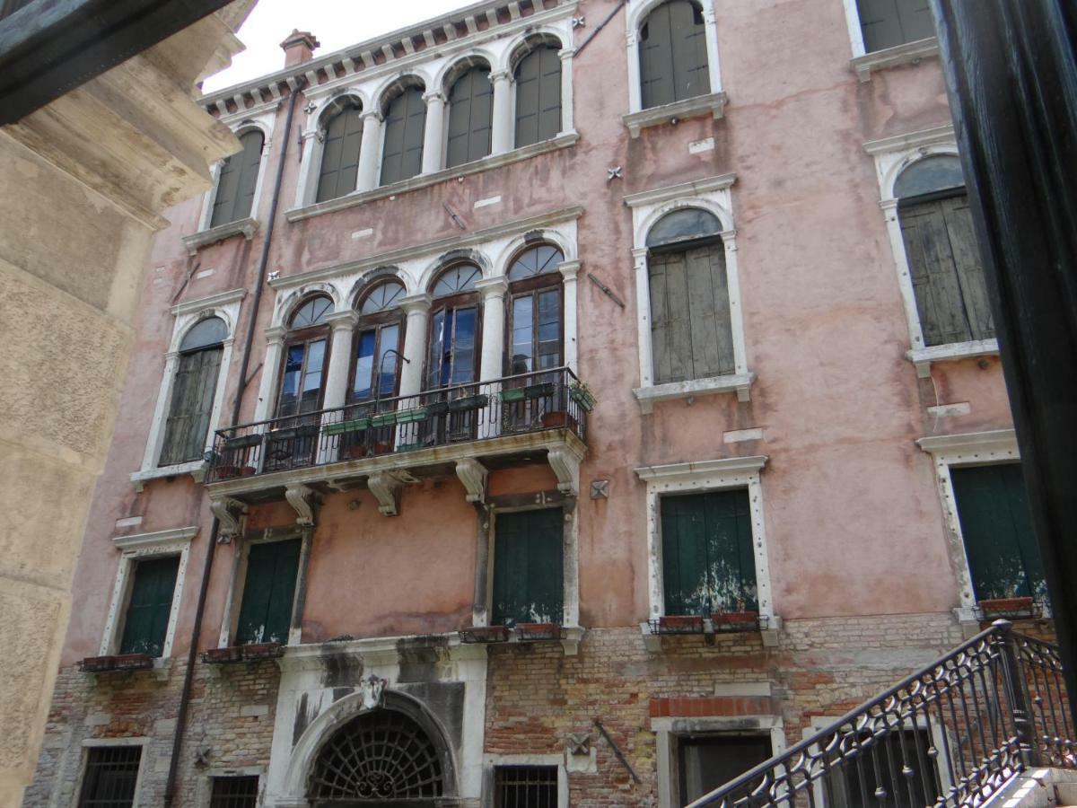 Palazzo Boldu - Ca' Colombina Apartment Veneţia Exterior foto